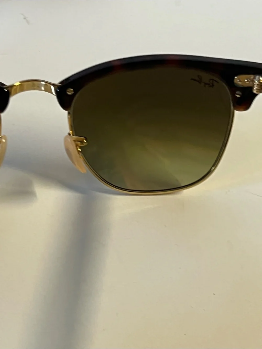 Ray-Ban Brown Tortoiseshell Clubmaster Sunglasses with Brown Case
